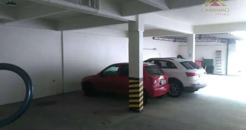 Vendo garagem coberta em frente ao Hospital Mãe de Deus
