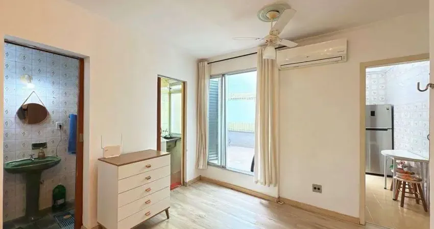 Kitnet / Stúdio à venda na Avenida da Azenha, 171, Azenha, Porto Alegre