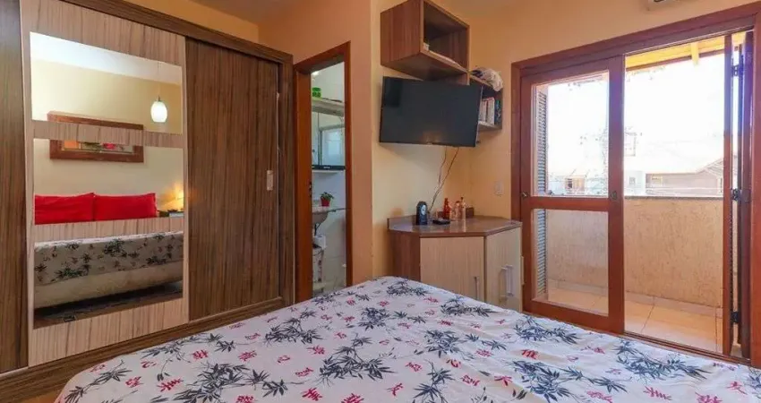 Casa em condomínio fechado com 2 quartos à venda na Rua Giobatta Giuseppe Petracco, 219, Vila Nova, Porto Alegre