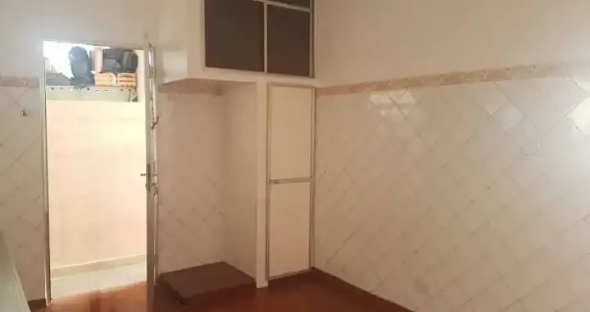 Casa com 2 quartos para alugar na Rua Francisco Marinho, 00, Vila Baruel, São Paulo