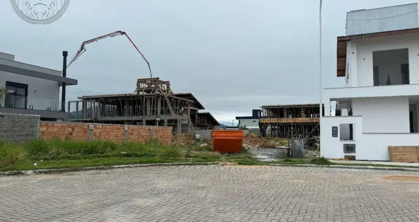 Terreno à venda no Campeche, Florianópolis 