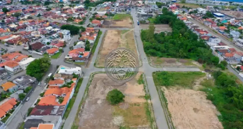 Terreno à venda no Carianos, Florianópolis 