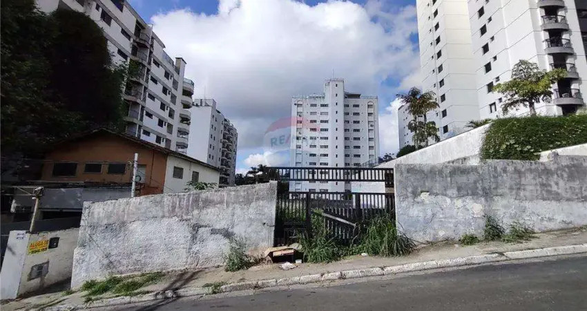 Grande oportunidade, terreno de 1.086 m², ideal para projetos residências de alto padrão, com localização privilegiada na região do morumbi