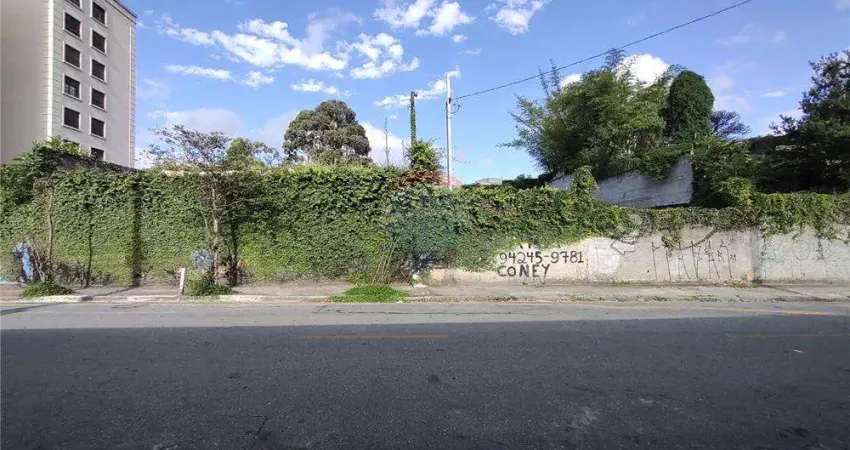 Grande oportunidade, terreno de 2000 m², ideal para projetos residencias de alto padrão, com localização privilegiada na região do morumbi