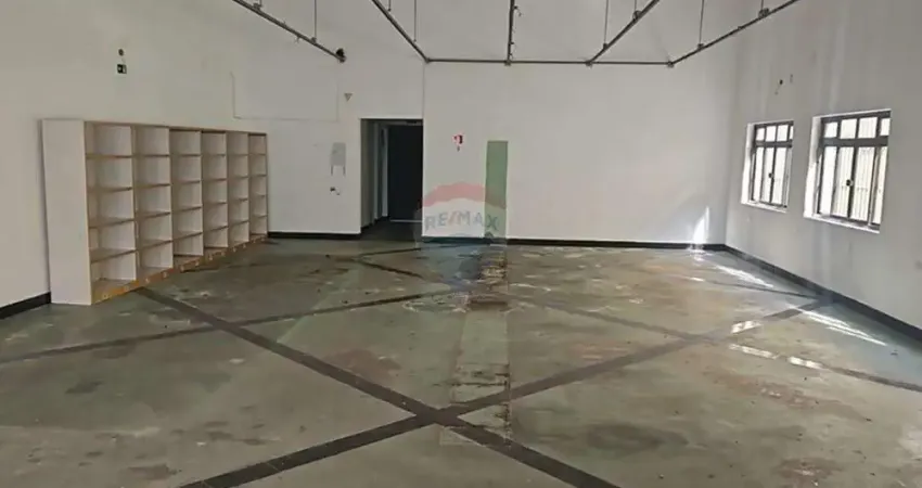 Sala Comercial 300m²  Pé Direito Duplo / Próximo Rua Oratório
