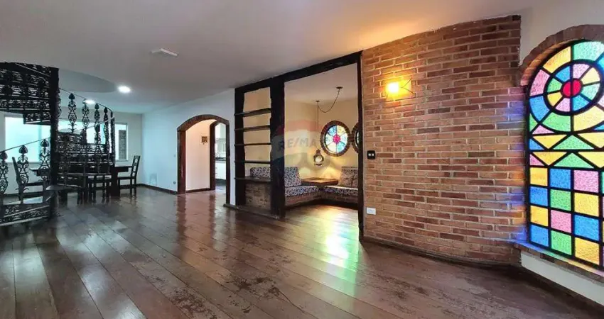Sobrado com 3 dormitórios - 238m² à venda por R$ 915.000 - Rudge Ramos - São Bernardo do Campo