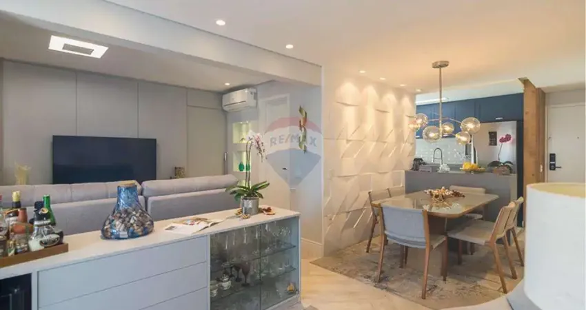 Belissimo apartamento de 70 m², com varanda toda envidraçada, suite com closet, excelente localização em condominio club