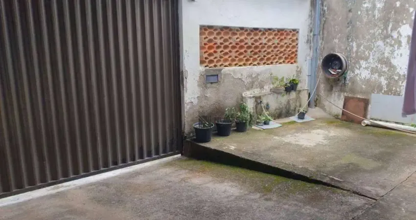 Casa com 2 dormitórios à venda por r$ 150.000 - jóquei clube - juiz de fora/mg