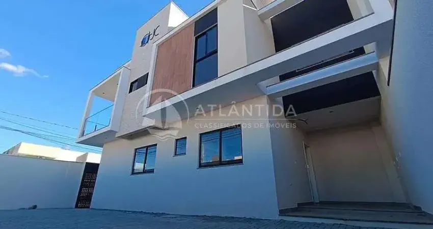 Sobrado de esquina com 3 dormitórios - santa regina - camboriú