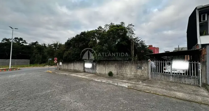 Terreno comercial à venda no Centro, Camboriú 