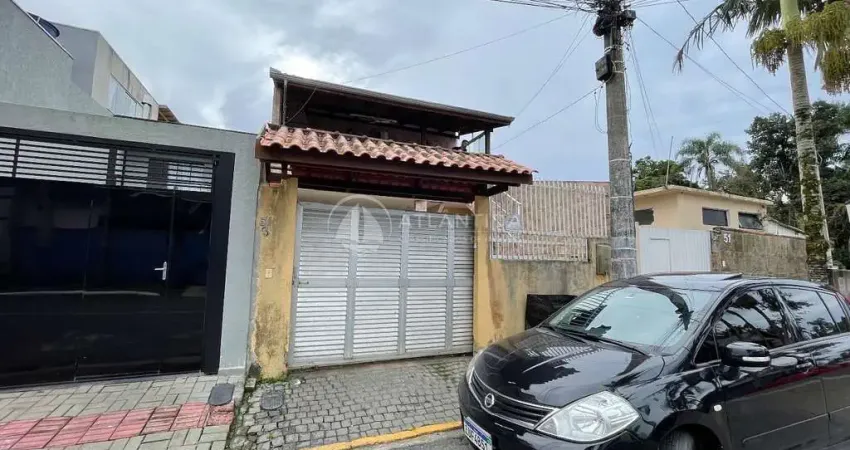 Casa com 5 quartos à venda no Centro, Camboriú 
