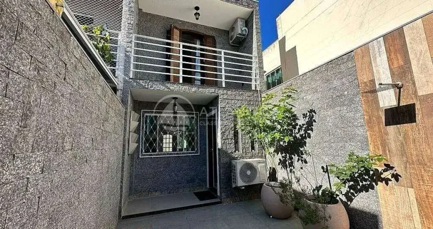 Casa com 2 quartos à venda no Santa Regina, Camboriú