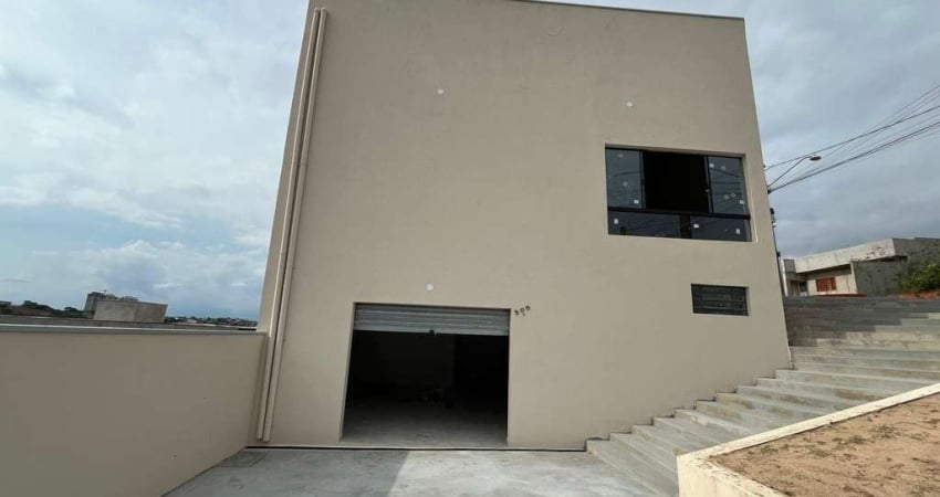 LOCAÇÃO - Salão comercial parte inferior com 90 m², 2 banheiros (Masculino e feminino)  - Ótimo loc