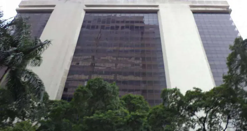 Vendo 2 vagas de garagem no Edifício 9 de Julho- Rio de Janeiro - RJ