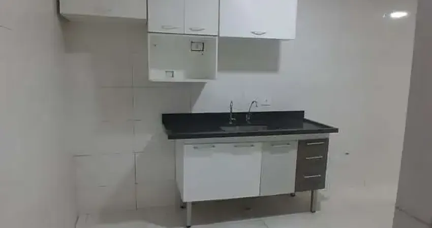 Casa Térrea de Vila no Tatuapé 2 dormitórios 490 mil