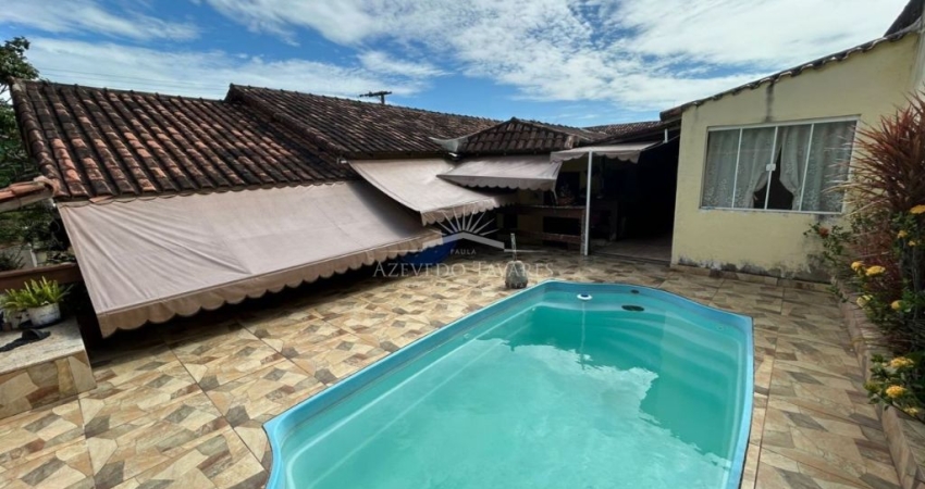 7808 - Casa em Condomínio à Venda no São Marcos em Macaé/RJ