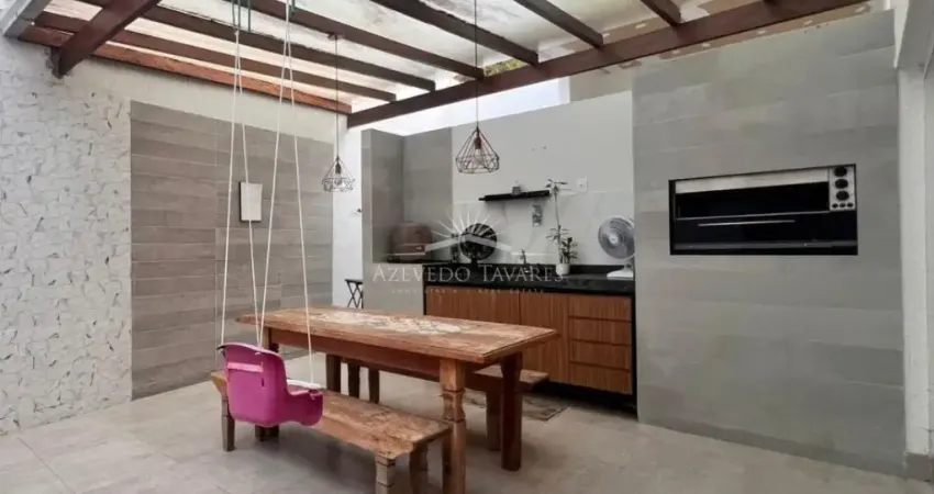 8009 (696N) - Casa à Venda em Condomínio na Granja dos Cavaleiros | Macaé/RJ