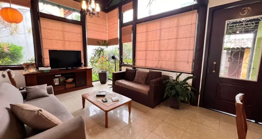 Casa com 3 quartos à venda no Glória, Macaé