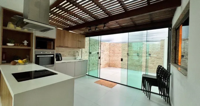 Apartamento com 2 quartos à venda na Praia do Pecado, Macaé