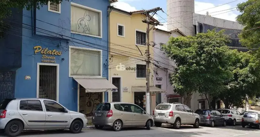 Casa comercial com 2 salas para alugar na Rua Oscar Freire, 2598, Pinheiros, São Paulo