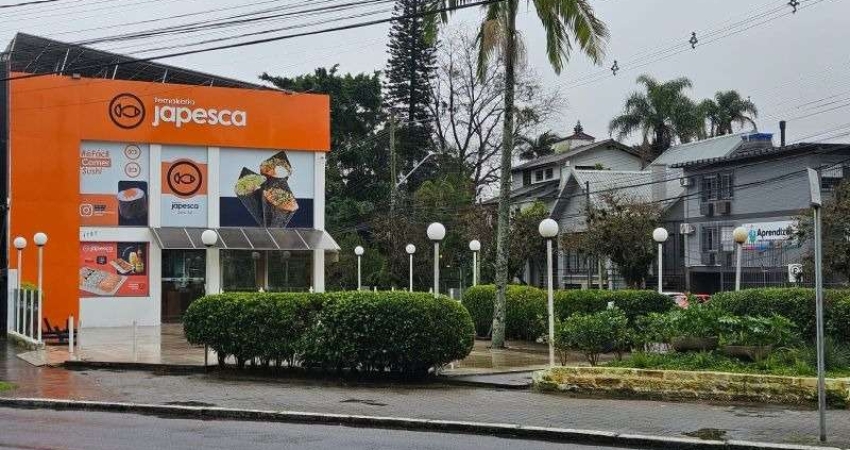 Ponto comercial para alugar na Avenida Wenceslau Escobar, 1781, Cristal, Porto Alegre
