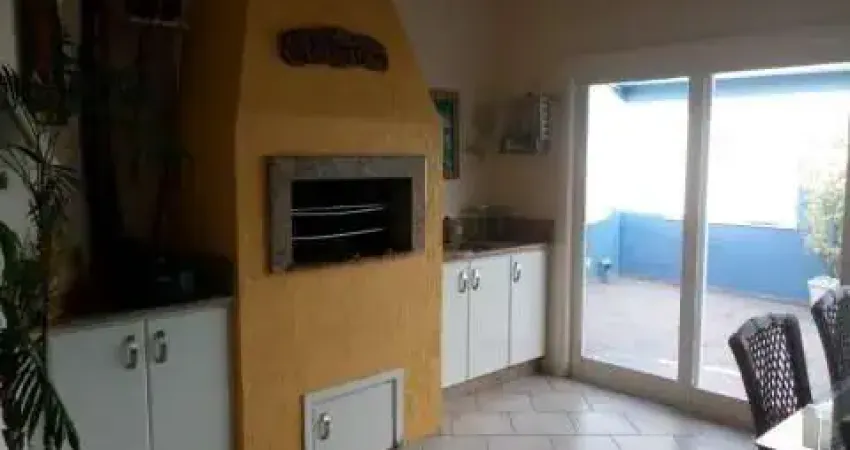 Casa comercial para alugar na Avenida João Wallig, 2145, Chácara das Pedras, Porto Alegre