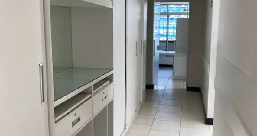 Sala comercial para alugar na Rua Uruguai, 300, Centro Histórico, Porto Alegre