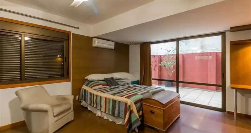 Apartamento com 3 quartos para alugar na Rua Sinimbú, 145, Petrópolis, Porto Alegre