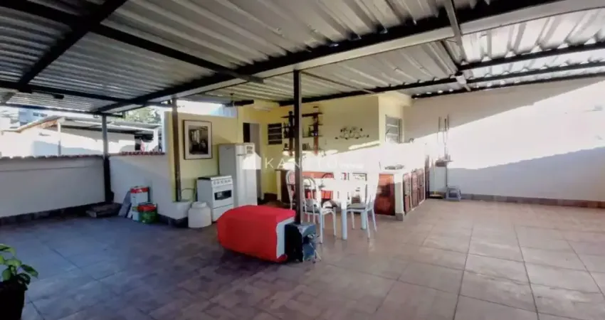 Cobertura com 3 dormitórios à venda, 86 m² por R$ 450.000 - Granbery - Juiz de Fora/MG