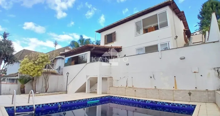 Casa Duplex 03 QUARTOS com Piscina Condomínio Alto dos Pinheiros