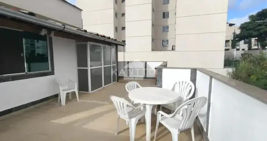 Cobertura no recanto da mata três quartos com suíte 1 lance de escada