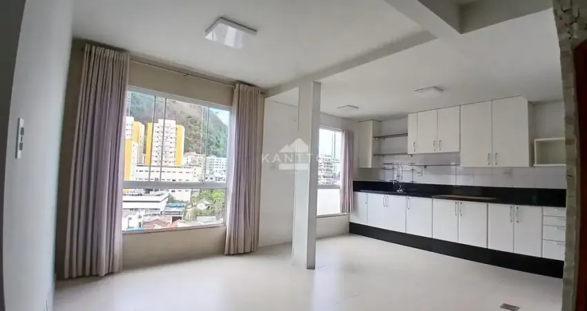 Casa com 2 quartos à venda na Rua Monsenhor Gustavo Freire, 214, São Mateus, Juiz de Fora