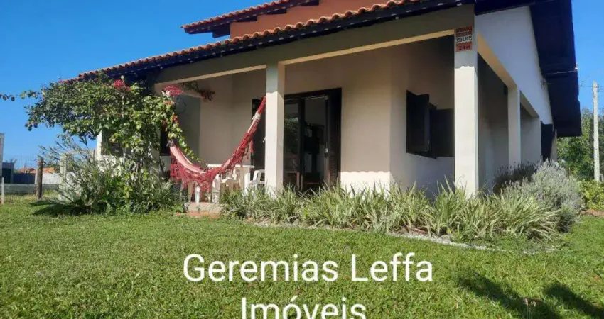 Casa 03 dorm à venda no bairro bella torres com 121 m² de área privativa