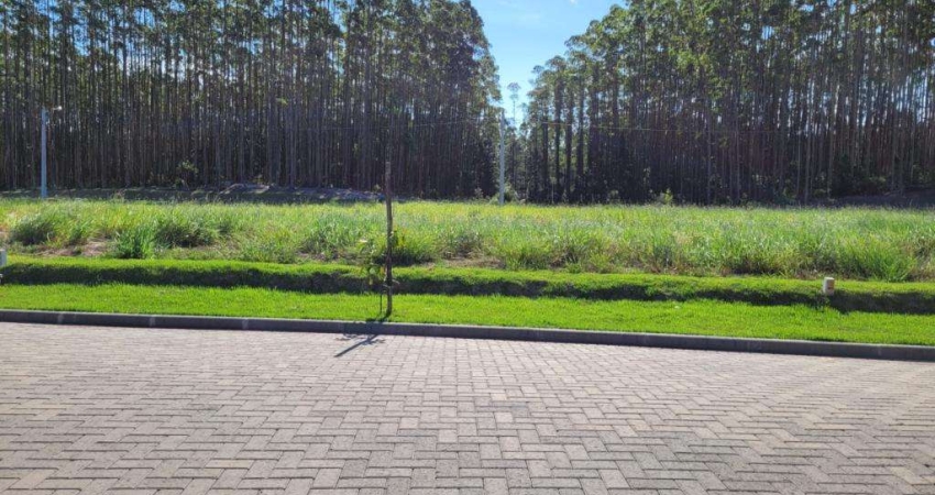 Terreno à venda no Bairro Praia Caravelle com 222 m² de área privativa