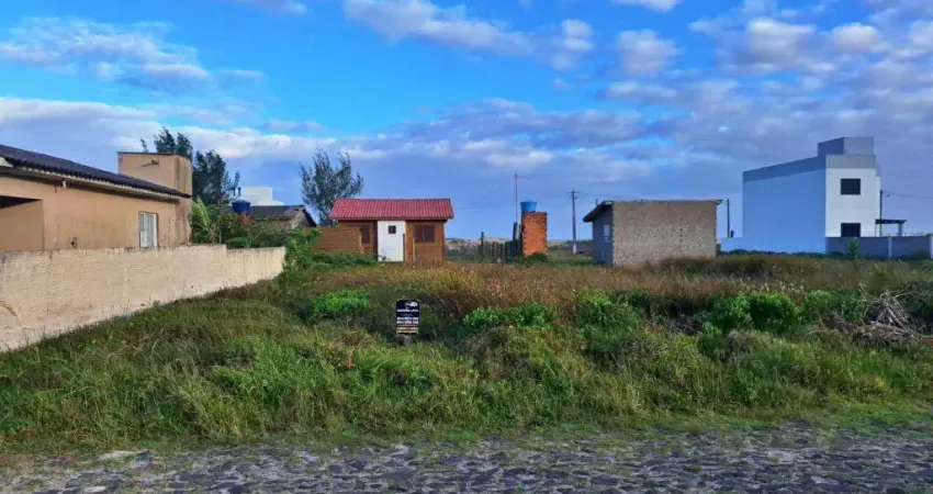 Terreno à venda no Bairro Praia Tapera com 300 m² de área privativa