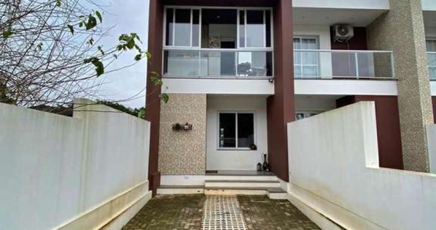 Sobrado 02 Dorm à venda no Bairro Centenário com 94 m² de área privativa - 1 vaga de garagem