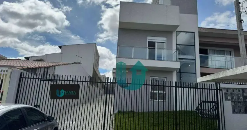 Sobrado em condomínio com 3 quartos, sendo 2 suites e terraço - Bairro Alto