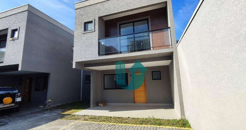 Sobrado novo interno em condomínio com 3 quartos sendo 1 suite e 2 vagas- Boa Vista