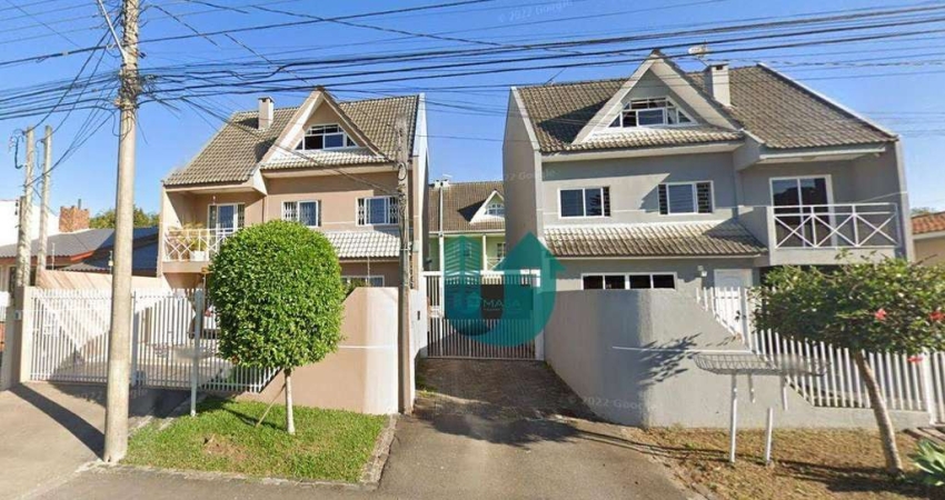 Sobrado triplex em condomínio com 3 quartos, sendo 1 suite e 2 vagas - Guaíra