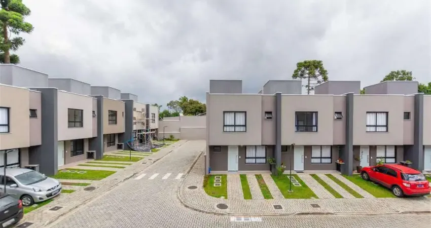 Casa com 3 quartos à venda na Rua Theodoro Makiolka, 2875, Santa Cândida, Curitiba
