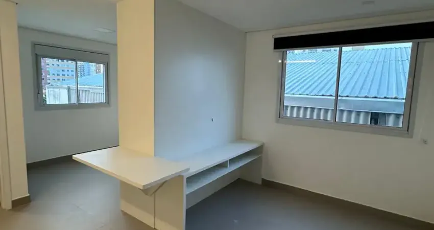Lindo studio para locação ao lado do metro Praça da árvore.