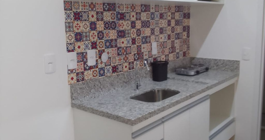 Lindo studio para locação ao lado do metro Praça da árvore.
