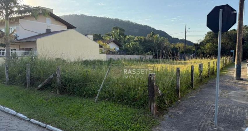 Terreno à venda na Rua Argentina, 674, Gravata, Navegantes