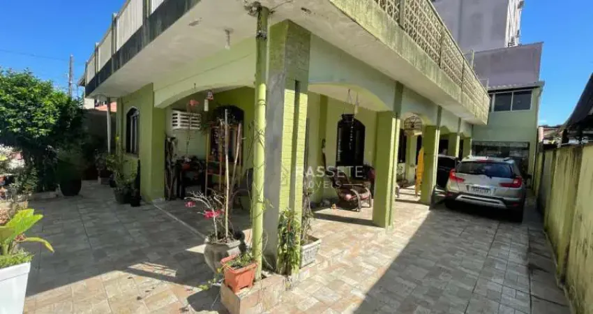 Casa com 5 quartos à venda na Rua Marechal Olímpio Falcuniéri da Cunha, 88, Centro, Navegantes