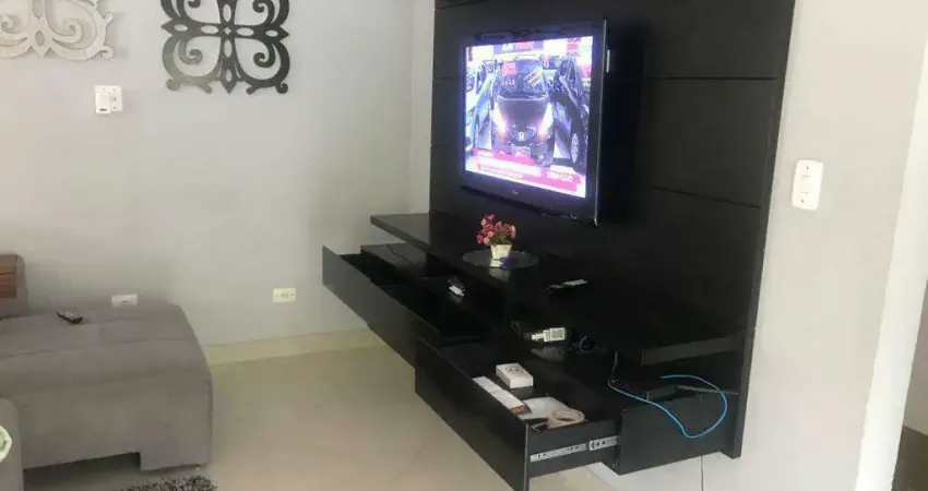 Sobrado à venda, 3 quartos, 3 suítes, 4 vagas, Santa Terezinha - São Bernardo do Campo/SP