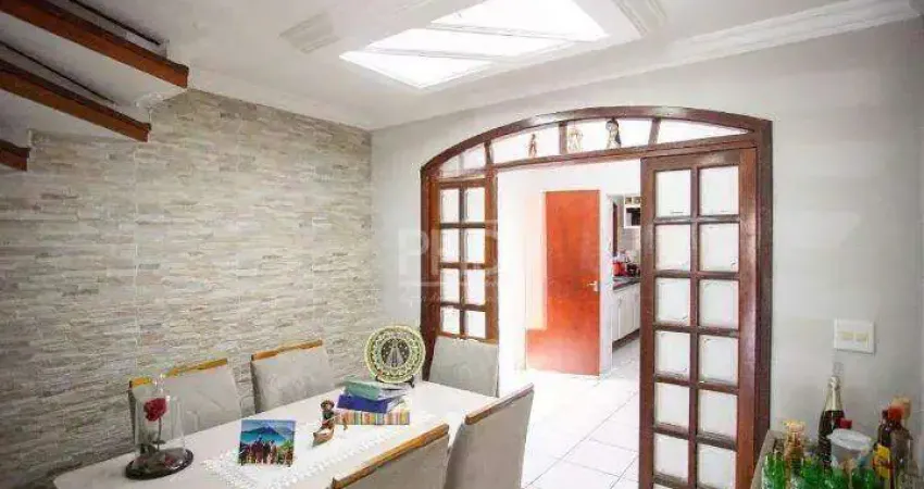 Sobrado à venda, 3 quartos, 2 suítes, 2 vagas, Assunção - São Bernardo do Campo/SP