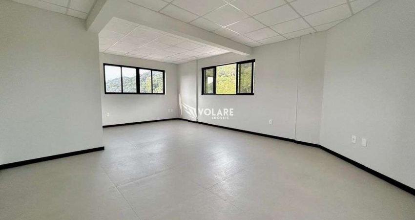 Sala Comercial com 131 m² para Locação – Bairro Ponta Aguda, Blumenau