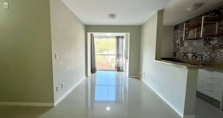 Apartamento com 74m² no bairro Agua verde semi mobiliado