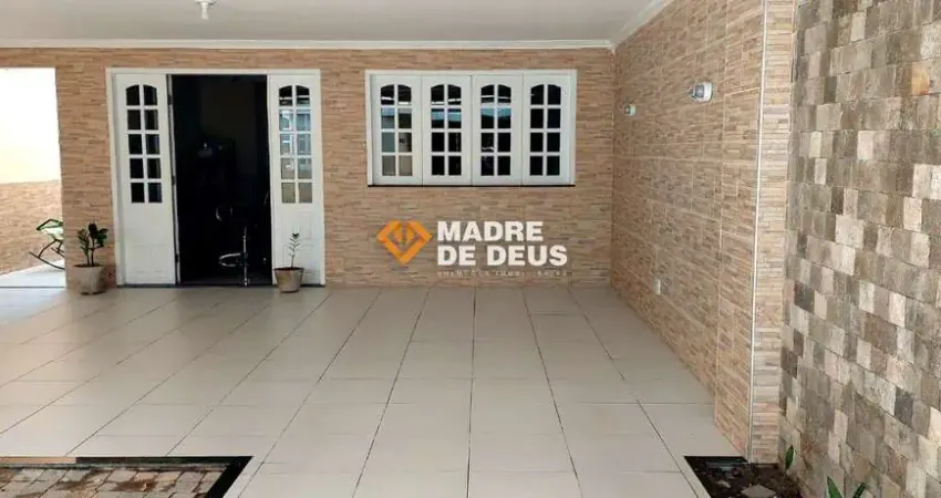 Casa em condomínio fechado com 4 quartos à venda na Mogno, 49, Cajazeiras, Fortaleza