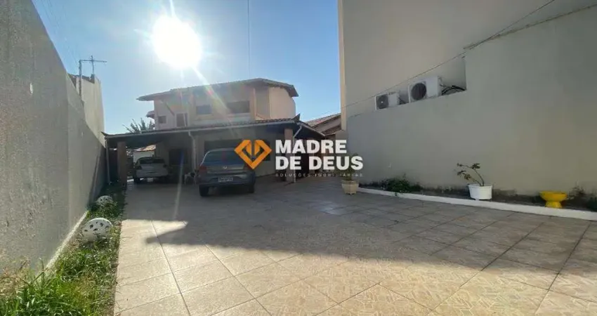 Casa em condomínio fechado com 6 quartos à venda na Lídia Brígido, 294, Parque Manibura, Fortaleza